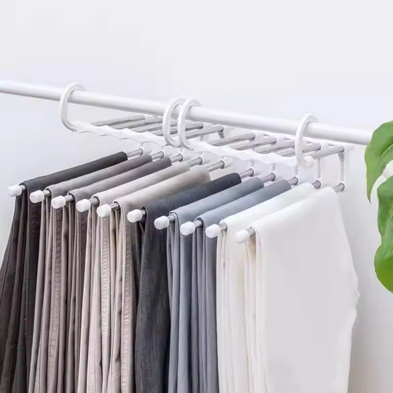 La percha plegable 5 en 1 - ¡La solución definitiva al caos del armario!