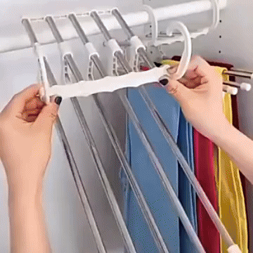 La percha plegable 5 en 1 - ¡La solución definitiva al caos del armario!